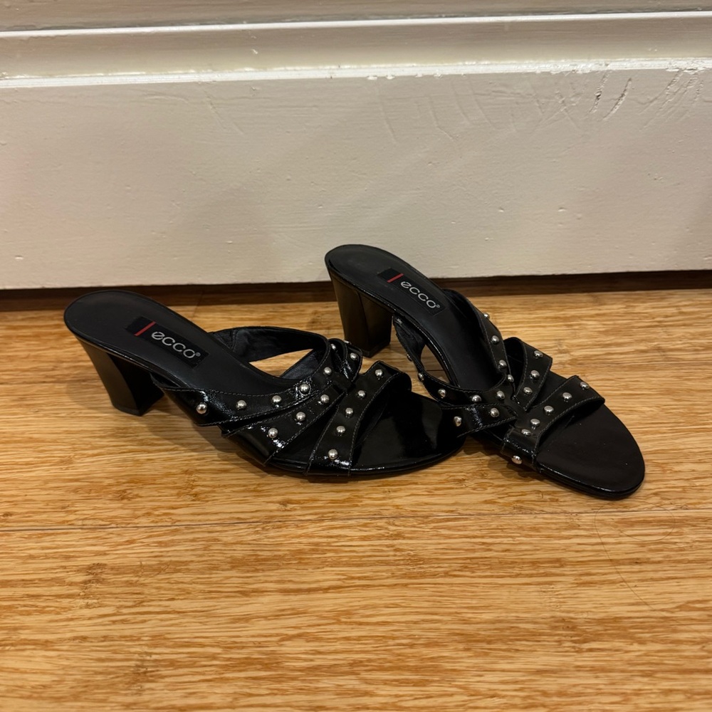 Ecco black silver studded strappy sandal heels